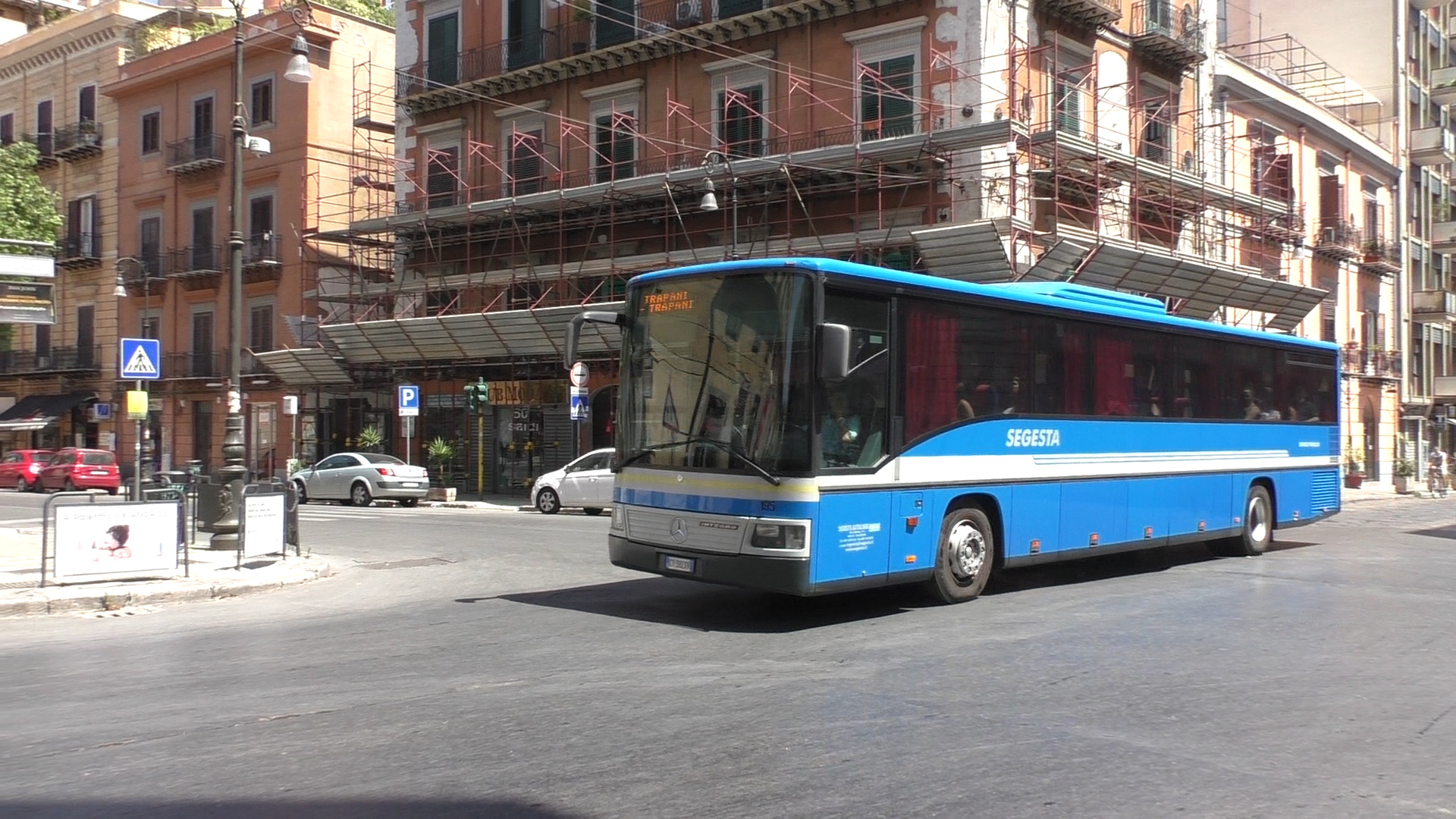 Автобус в Палермо