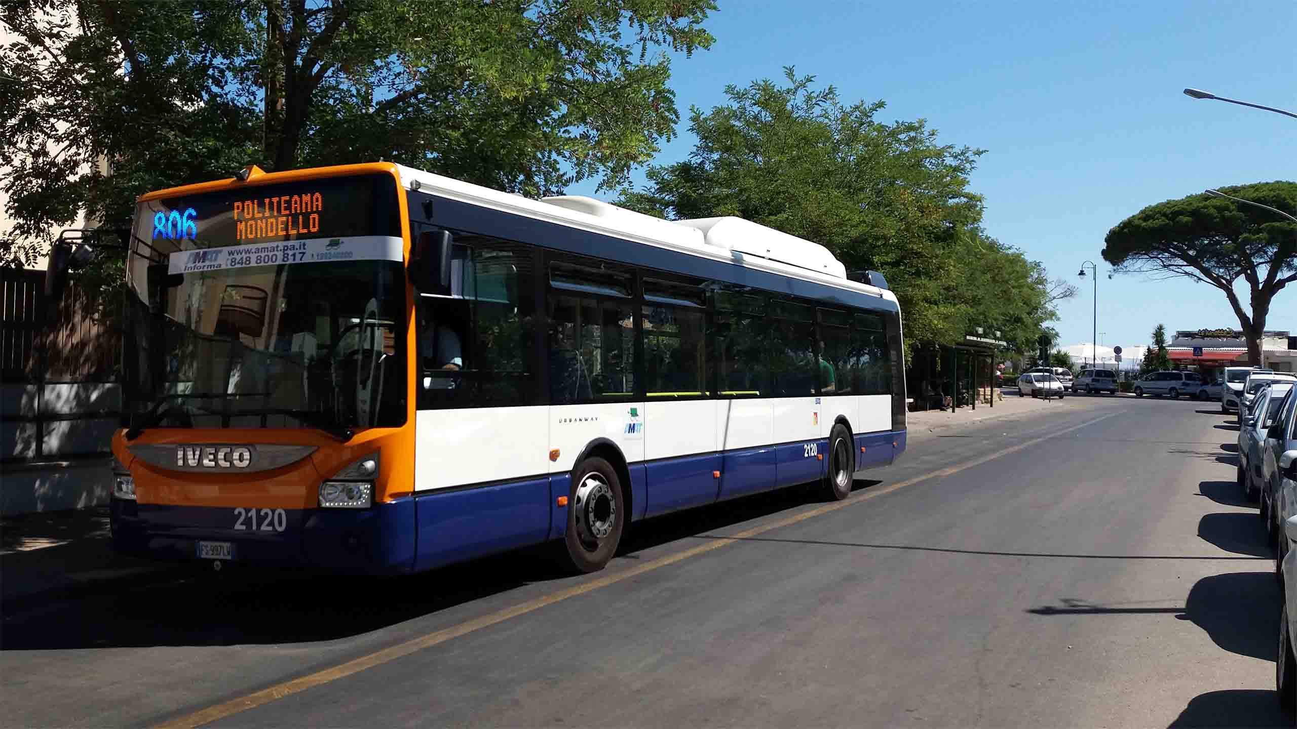 Автобус в Палермо